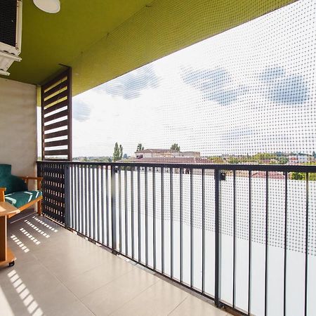Elegant & Spacious - Central Apartment Oradea Eksteriør bilde