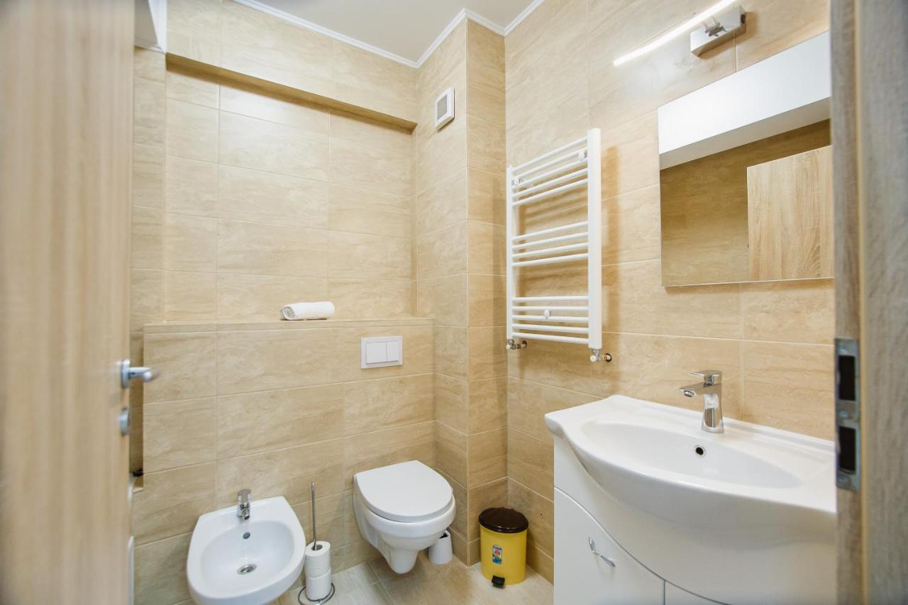 Elegant & Spacious - Central Apartment Oradea Eksteriør bilde