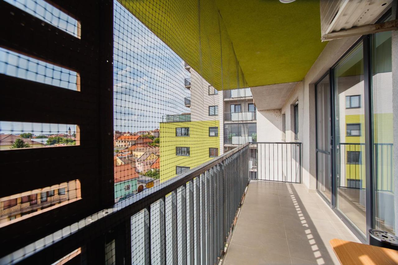Elegant & Spacious - Central Apartment Oradea Eksteriør bilde